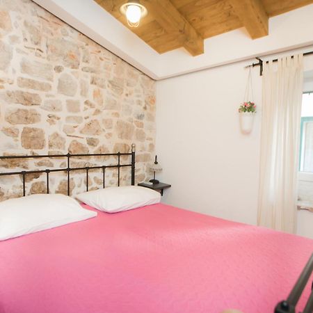 Apartments Nove Crkve Σίμπενικ Εξωτερικό φωτογραφία