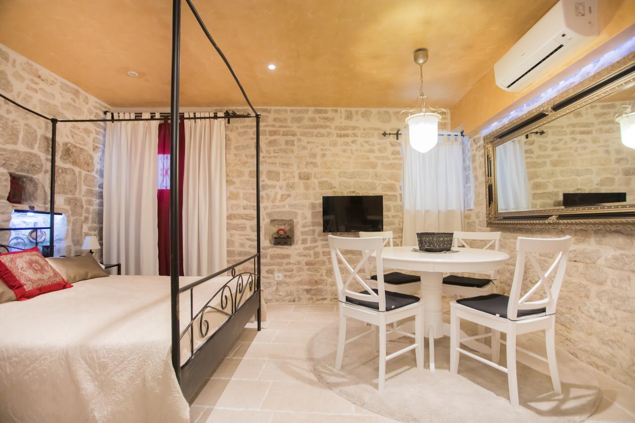 Apartments Nove Crkve Σίμπενικ Εξωτερικό φωτογραφία